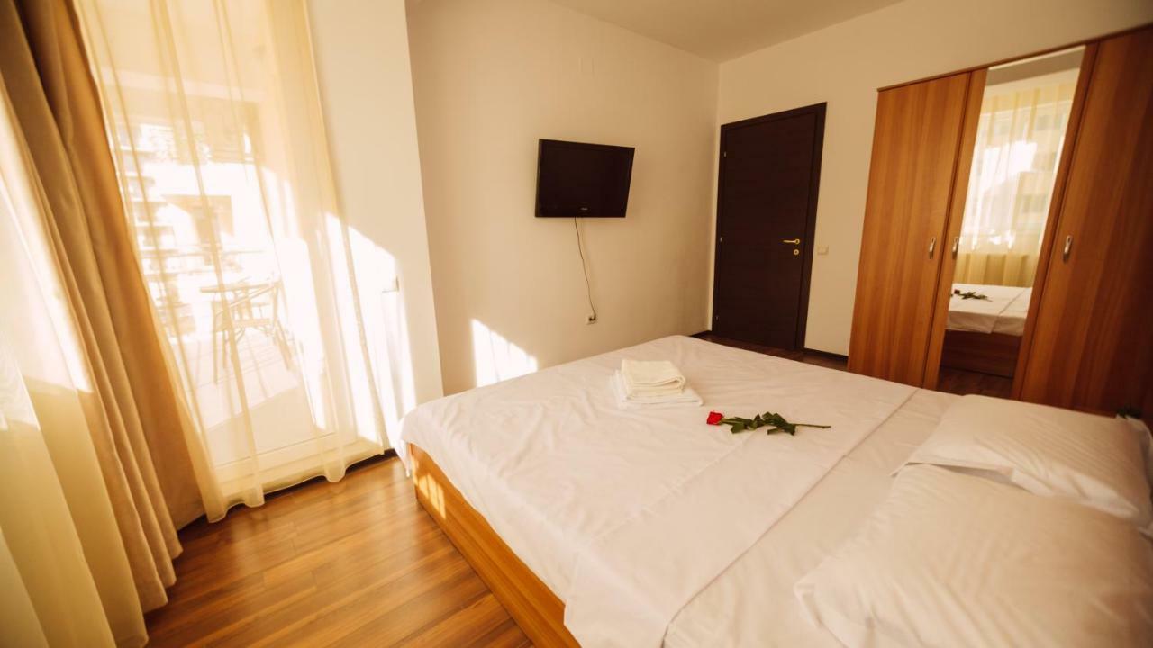 Seascape - Summerland Apartment Mamaia Exteriör bild